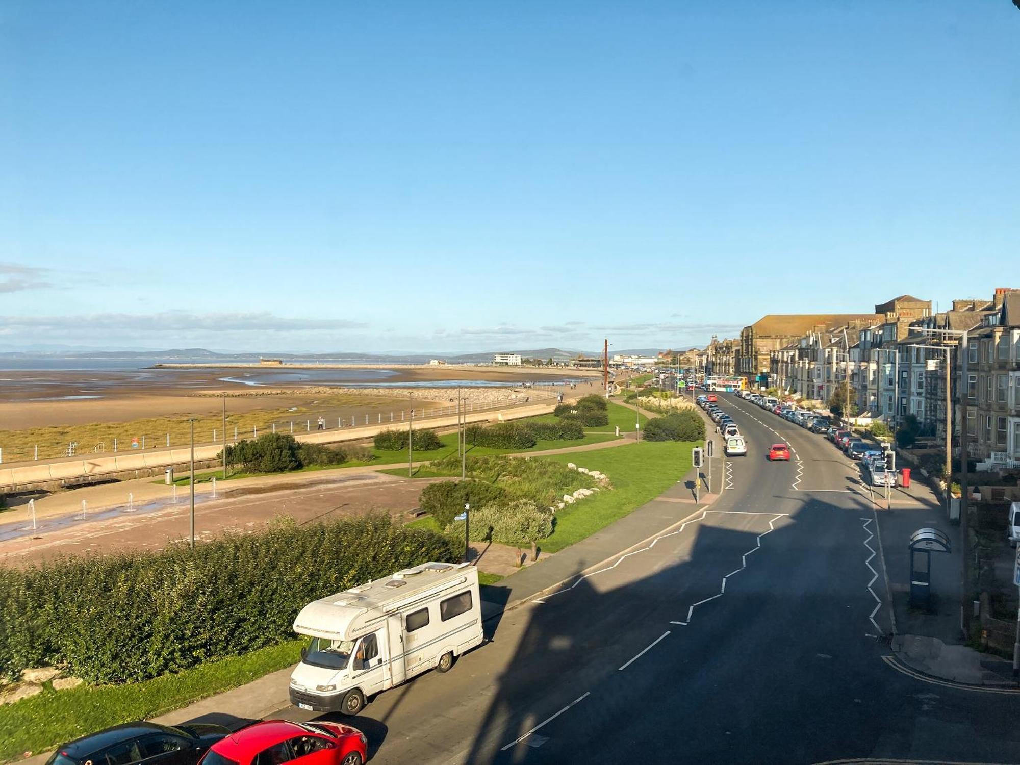 Blue Sands Morecambe Luaran gambar