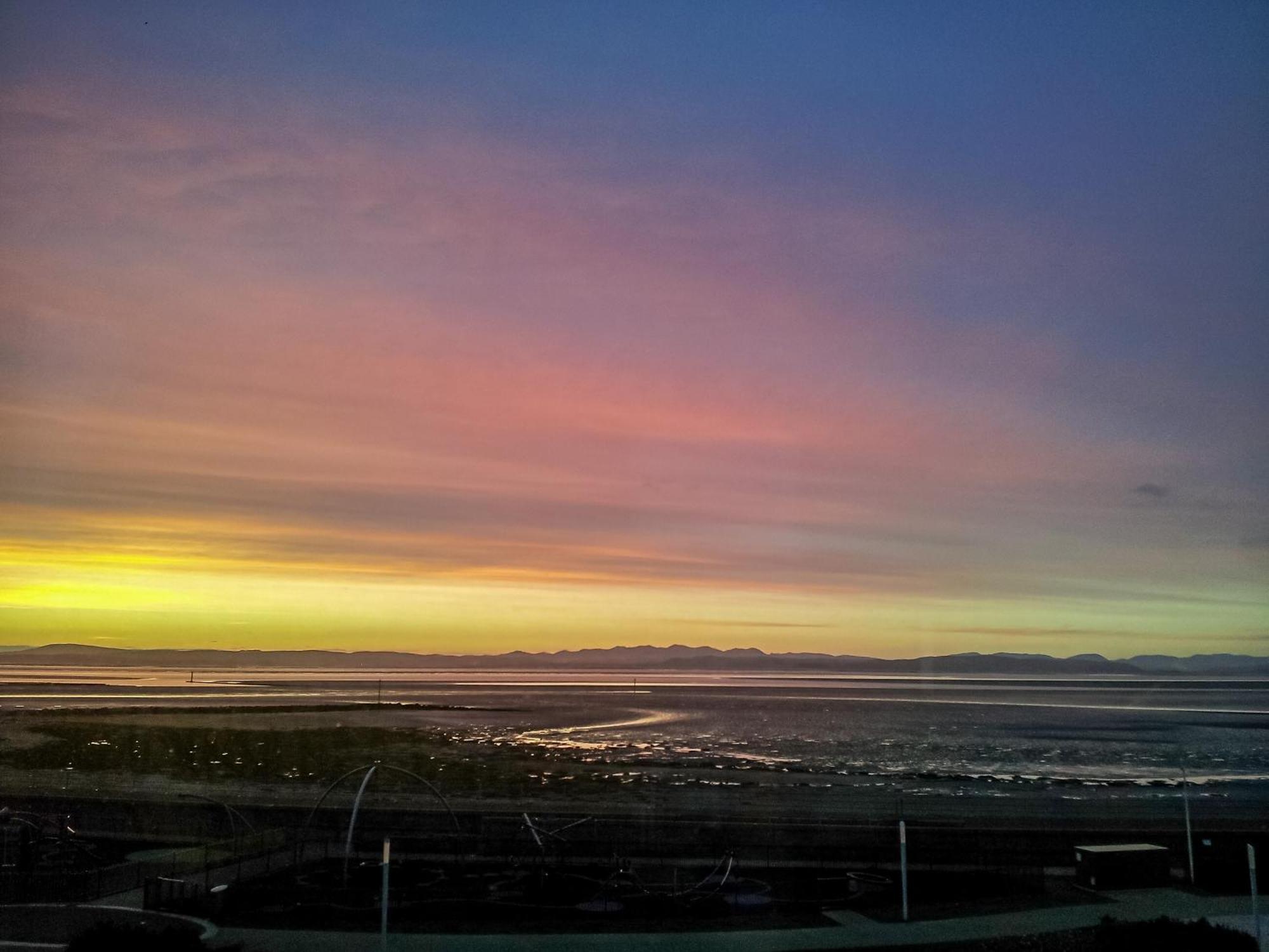 Blue Sands Morecambe Luaran gambar