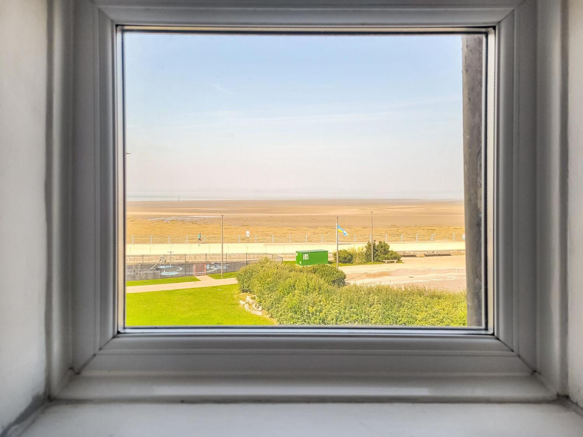 Blue Sands Morecambe Luaran gambar